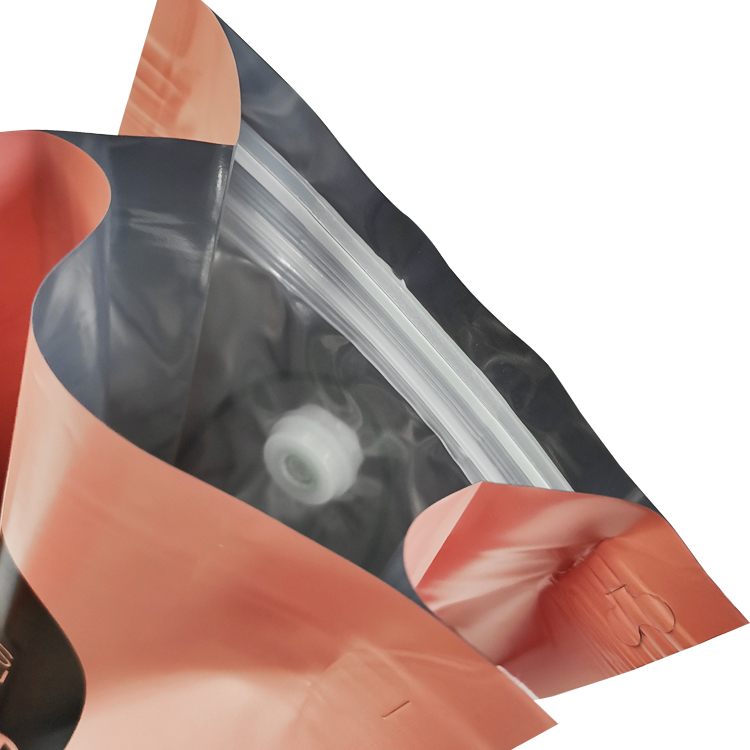 Custom 250g Flat Bottom Coffee Pouch – Matte VMPET Lined Eight-Side Sealed Bag with One-Way Valve & Pocket Zipper Gallery 5